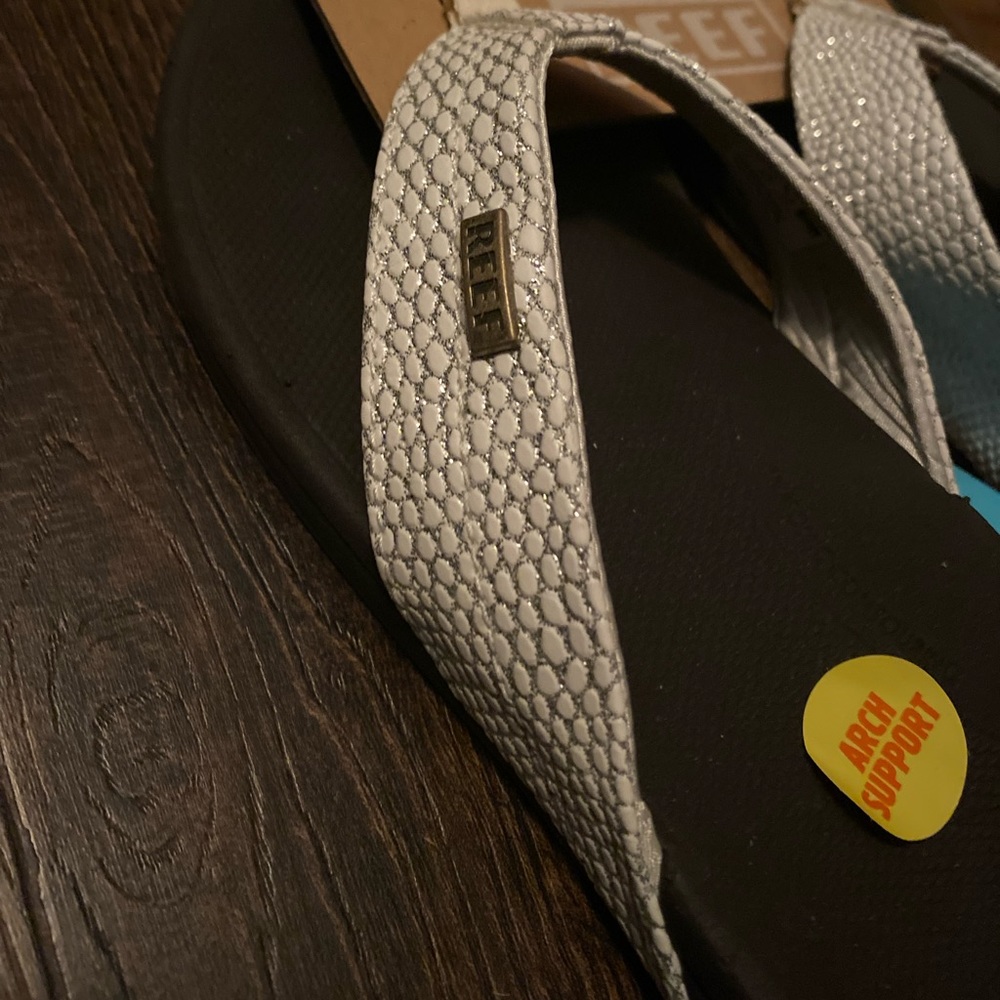 COMFORTABLE Reef Sandals